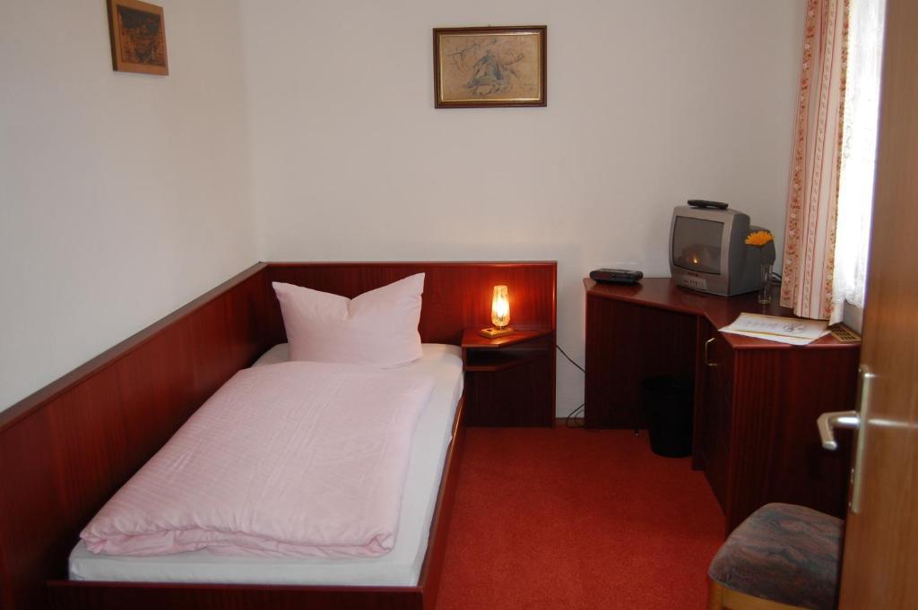 Rennstieg-Hotel Rettelbusch Kammerforst Phòng bức ảnh